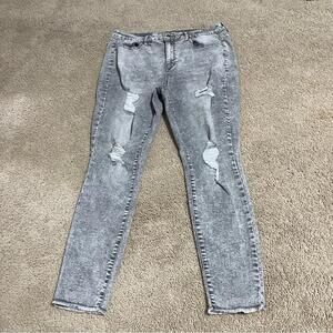So Distressed Gray Women's Jeans size 17 33W